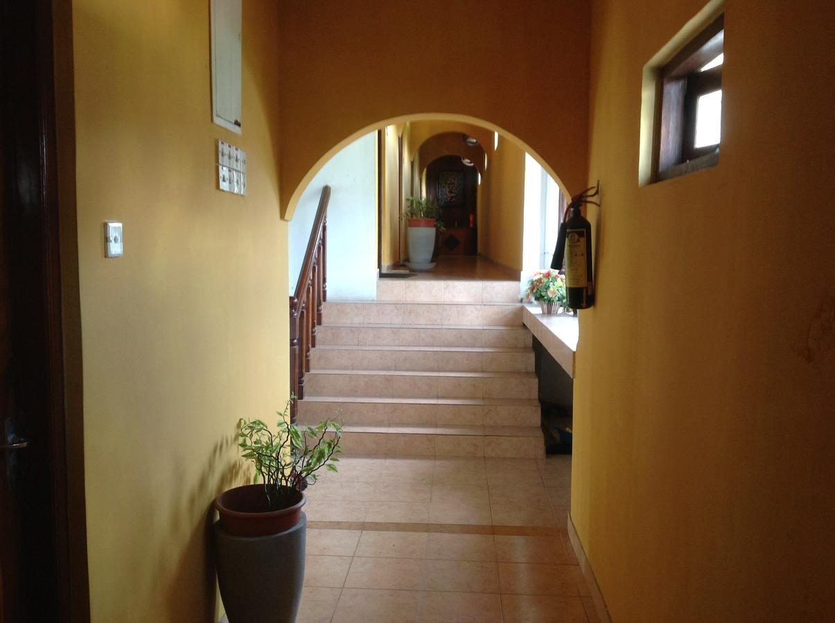 Ninnada Beach Hotel Marawila Exterior photo