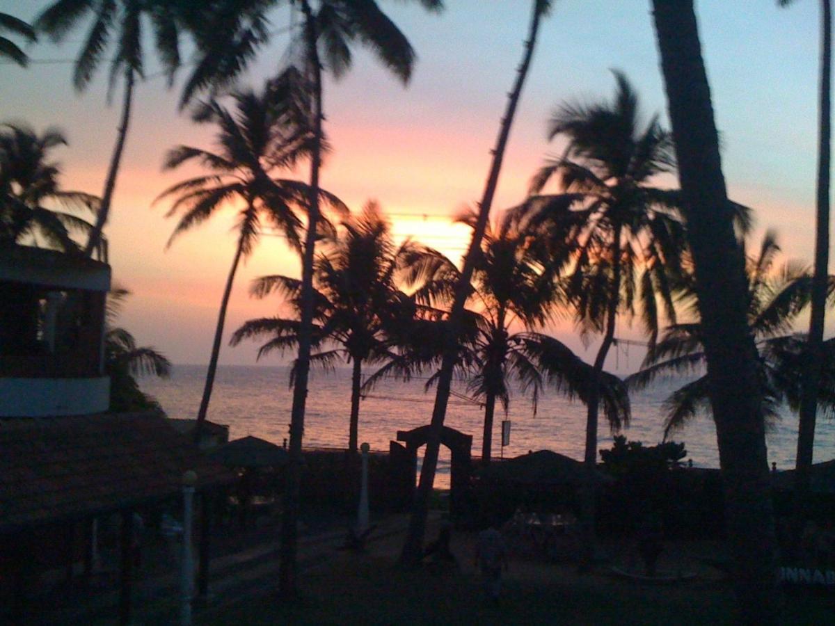 Ninnada Beach Hotel Marawila Exterior photo